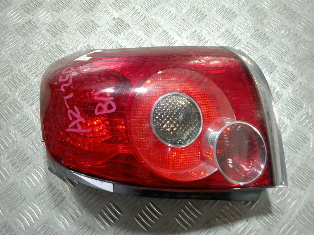 фонарь задний правый Toyota Avensis 3 поколение (T270) 2008, цвет - фото №1