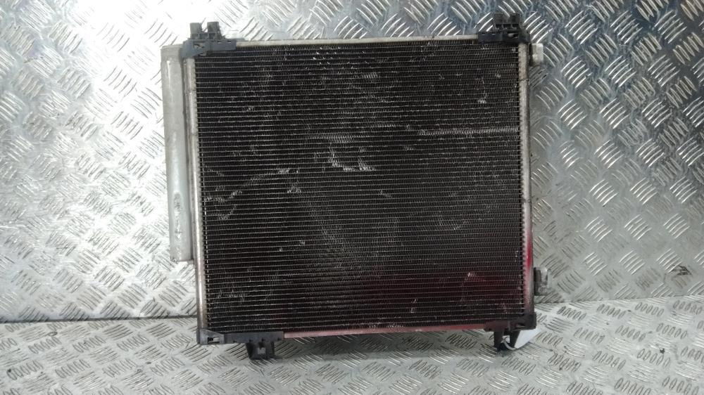 радиатор кондиционера Toyota iQ 1 поколение 2009, цвет - фото №1