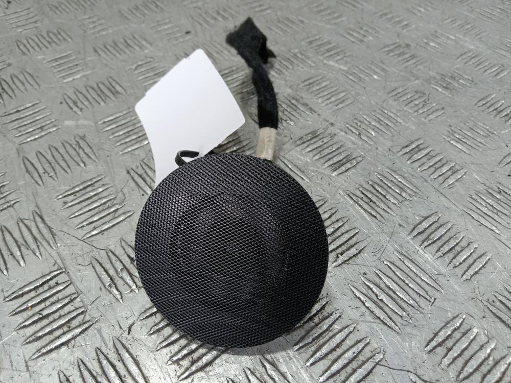 динамик Peugeot 5008 1 поколение 2011, цвет, 90220017304-05 - фото №1