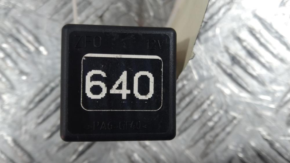 реле (прочие) Audi A4 B7 2006, цвет, 8E0907307F - фото №1