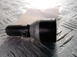 болт колесный Lamborghini Urus 1 поколение 2022, цвет