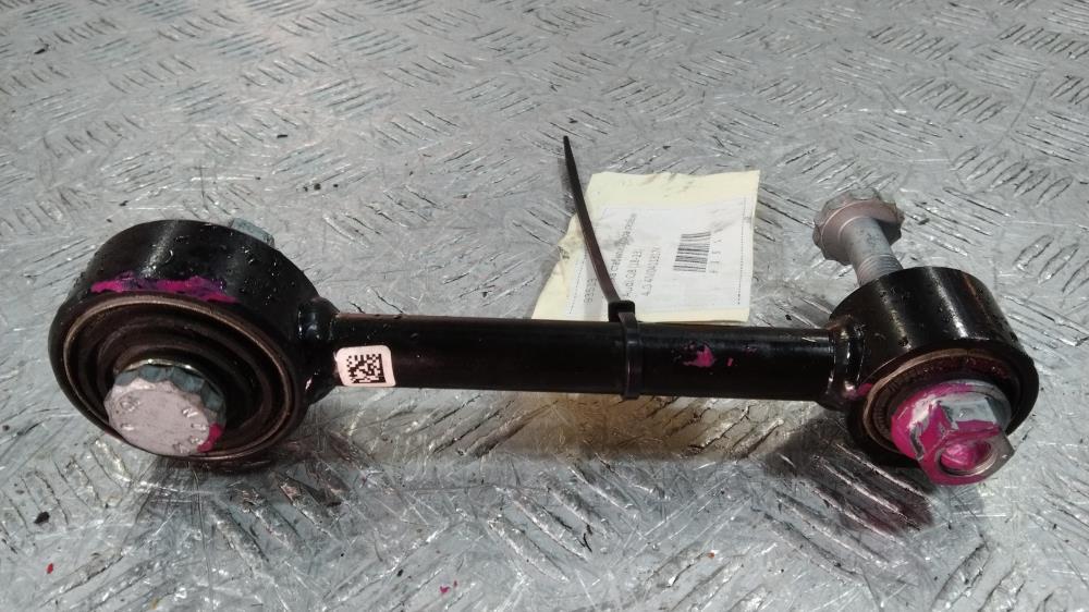 стойка стабилизатора Audi Q8 1 поколение 2022, цвет, 4M0411317K - фото №1