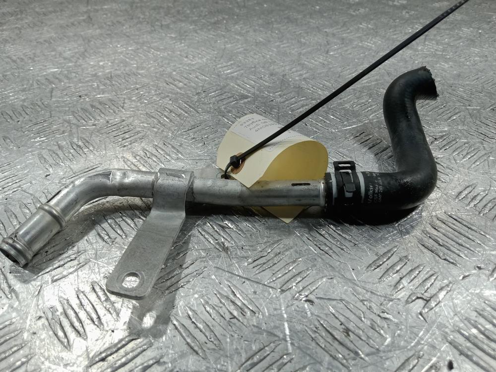 трубка охлаждающей жидкости Audi Q8 1 поколение 2022, цвет, 4M0819927F - фото №1