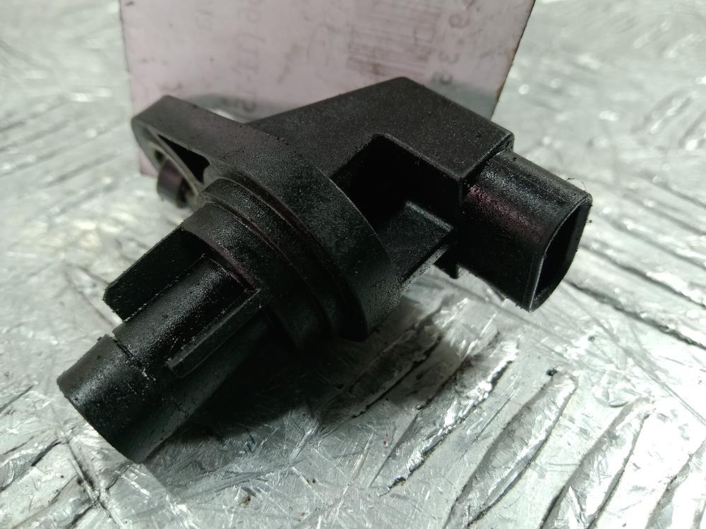 датчик распредвала Mercedes-Benz M-Класс W166 2011, цвет, A6519050100 - фото №1