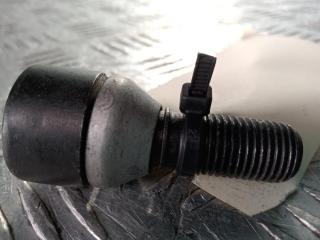 болт колесный Lamborghini Urus 1 поколение 2022, цвет