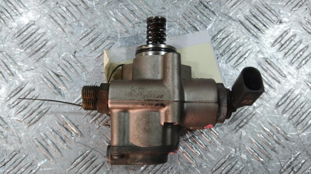 насос топливный Audi Q7 4L 2007, Бензин 4.2, цвет, 079127026C - фото №1