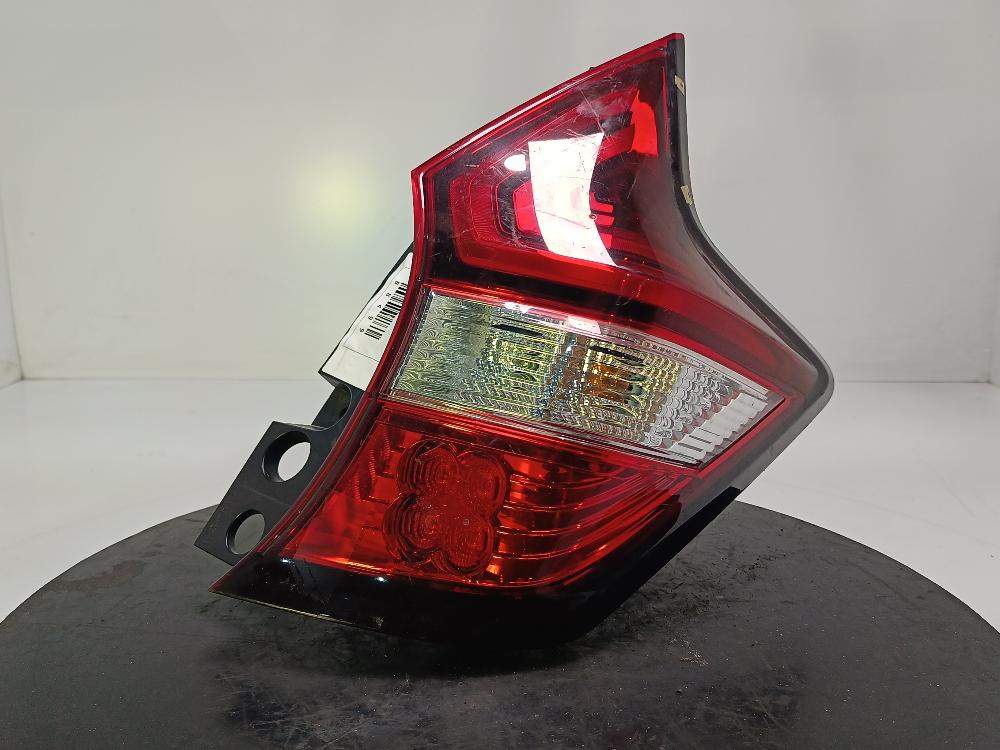 фонарь задний правый Nissan Note E12 2014, цвет - фото №1