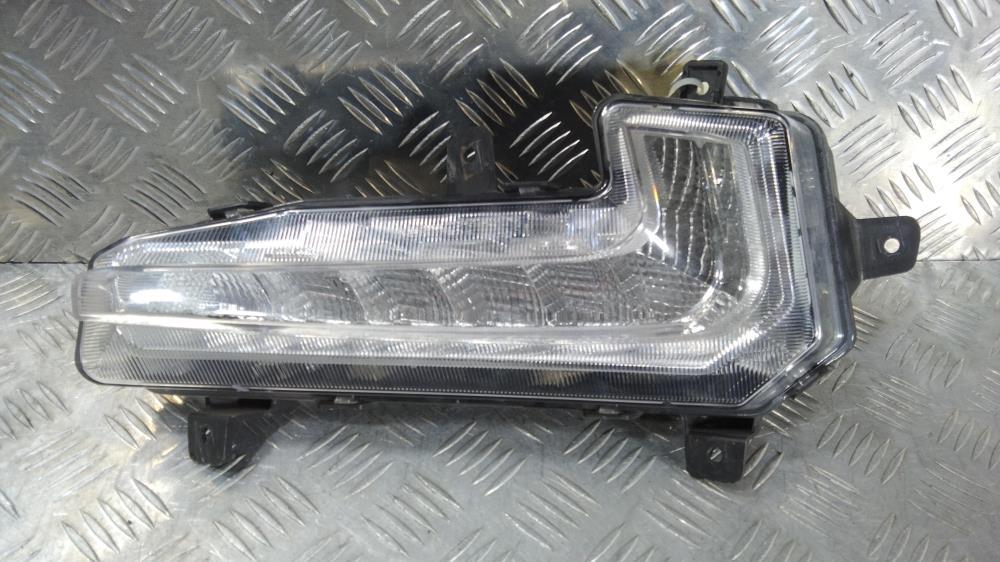 фара противотуманная правая Chevrolet Malibu 9 поколение 2017, цвет, 22982840 - фото №1