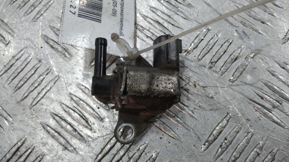 электромагнитный клапан Nissan Note E11 2007, цвет, 5T46695 - фото №1