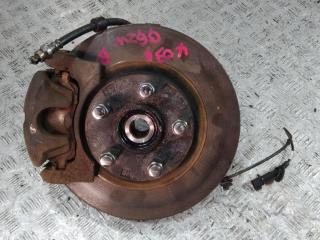 кулак поворотный левый Mitsubishi Outlander 3 поколение [рестайлинг] 2014, цвет