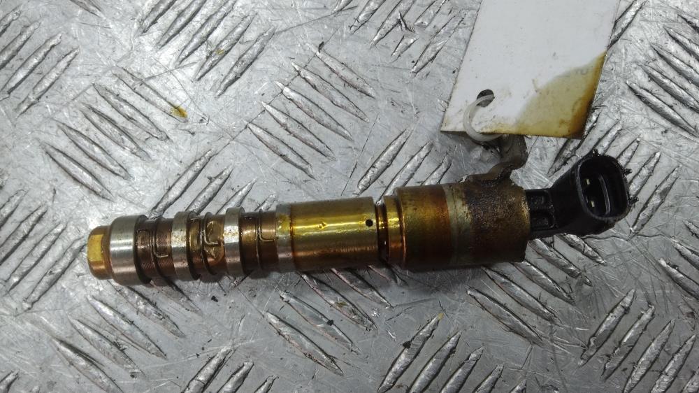 Клапан фазорегулятора Chevrolet Captiva 1 поколение 2006, цвет, 12588943 - фото №1