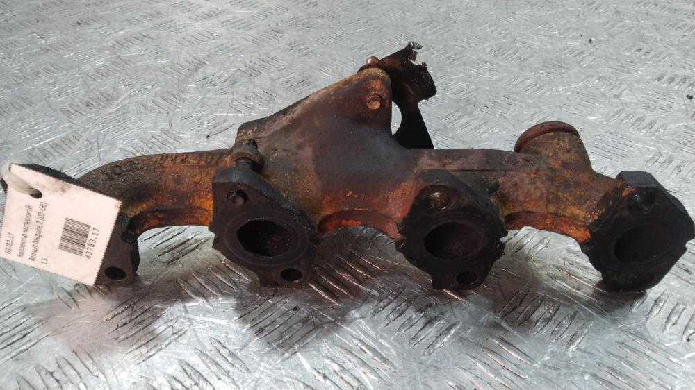 коллектор выпускной Renault Megane 2 поколение 2004, Дизель 1.5, цвет - фото №1