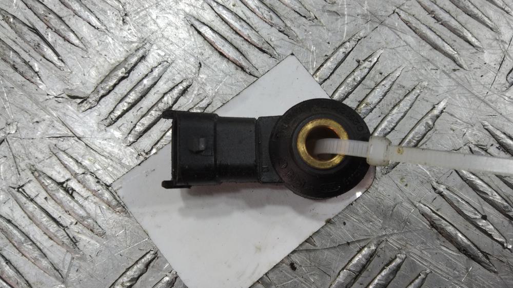 датчик детонации Chevrolet Captiva 1 поколение 2006, цвет, 0261231174 - фото №1