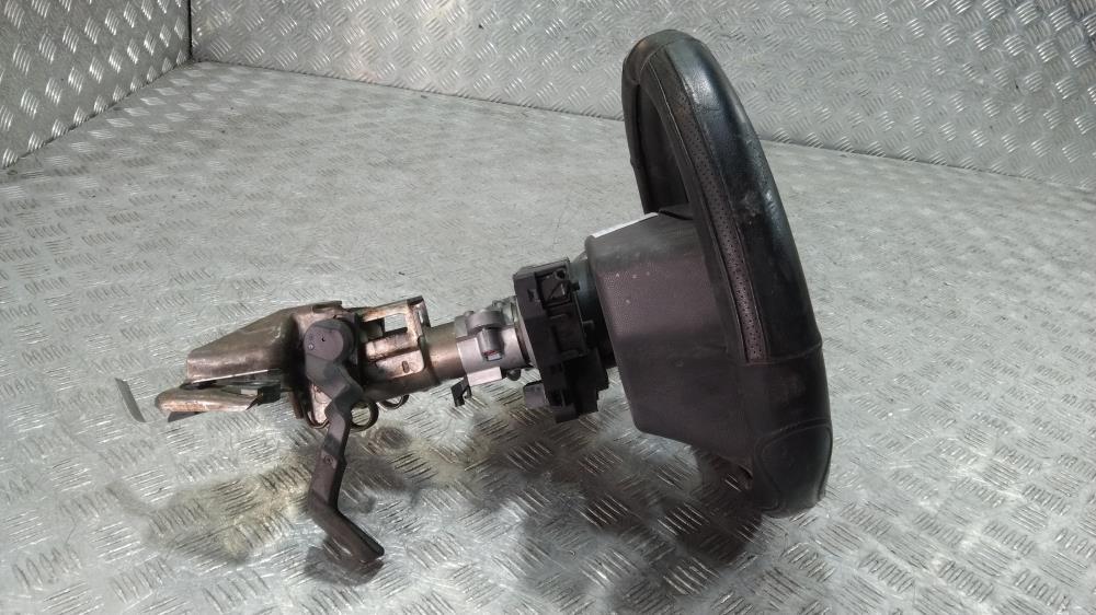 руль Opel Corsa D 2009, цвет - фото №1