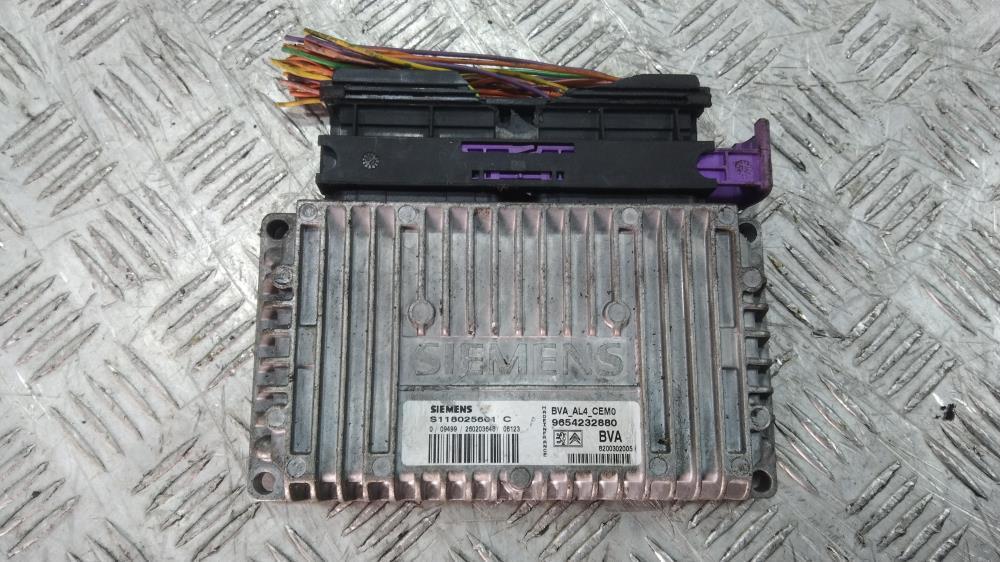 блок управления АКПП Citroen C4 1 поколение 2006, цвет, 9654232880 - фото №1