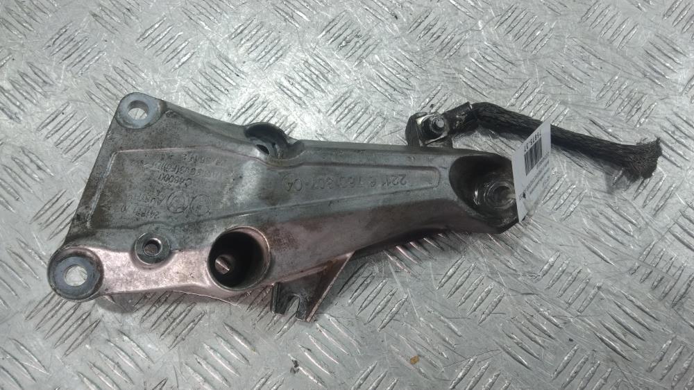 кронштейн двигателя BMW 3 серия E90/E91/E92/E93 2006, цвет, 24168110 - фото №1