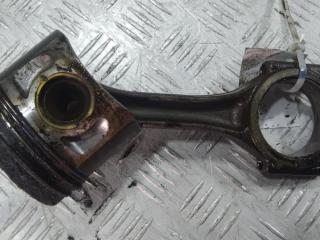 поршень Volkswagen Golf 4 поколение 2001, цвет