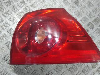 фонарь задний правый Volkswagen Golf 5 поколение 2006, цвет