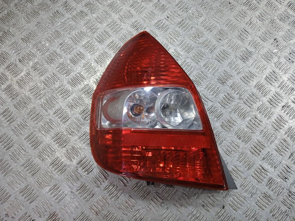 фонарь задний левый Honda Jazz 1 поколение 2003, цвет - фото №1