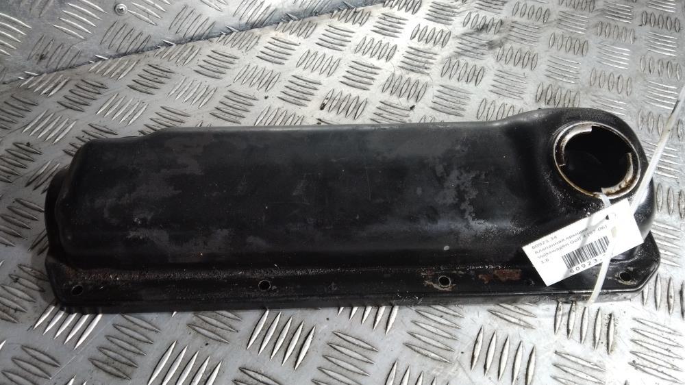 клапанная крышка Volkswagen Golf 4 поколение 2001, Бензин 1.6, цвет - фото №1