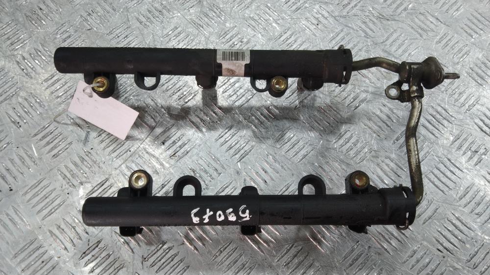 топливная рампа Hyundai Sonata NF 2006, цвет, 28300-3C101 - фото №1