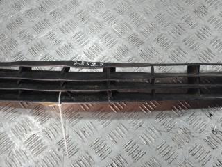 Заглушка (решетка) в бампер передний Audi A6 4A/C4 1996, цвет, 4A0807683