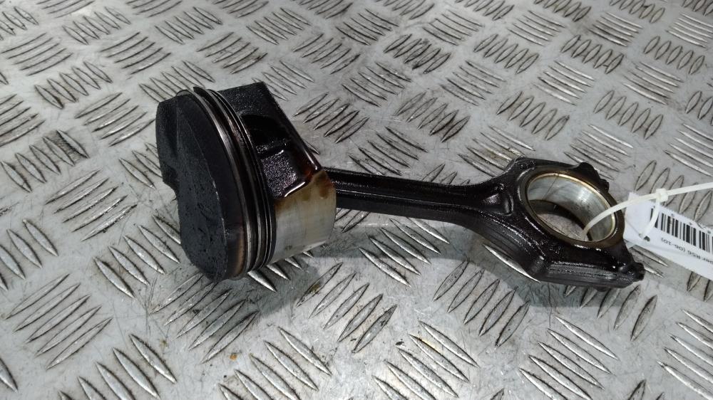 поршень Mini Cooper R56 2008, цвет - фото №1