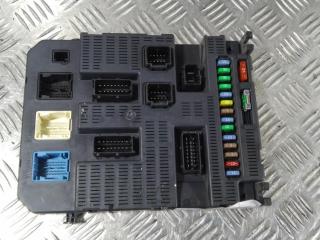 блок предохранителей Peugeot 308 T7 2008, цвет, 9663798180