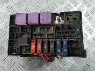 блок предохранителей Renault Laguna 2 поколение [рестайлинг] 2005, цвет, 8200003059