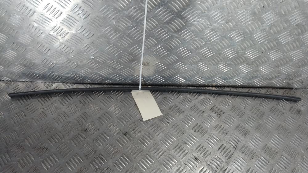 уплотнитель Tesla Model X 1 поколение 2019, Электро , цвет - фото №1