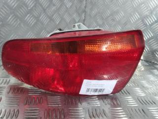 фонарь задний правый Audi A3 8P/8PA [рестайлинг] 2007, цвет