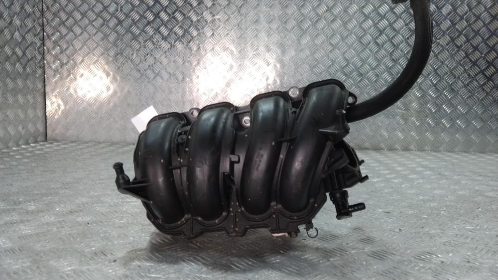 коллектор впускной Peugeot 308 T7 2008, цвет - фото №1