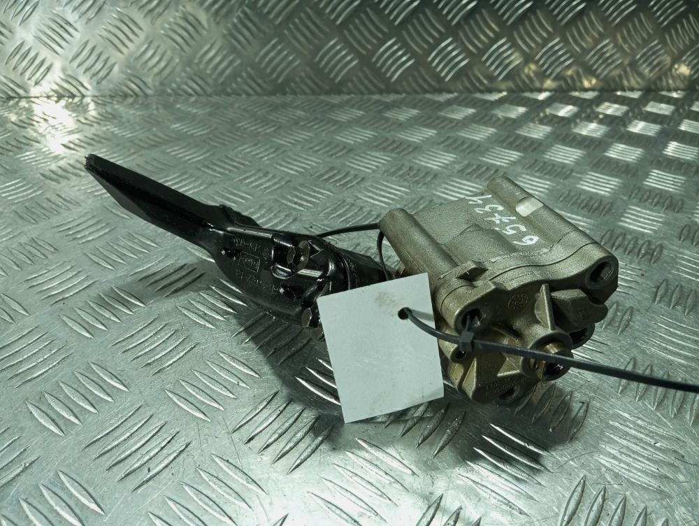 насос масляный Ford Fusion 2004-2012 2016, цвет, 8E5G-6600-AD - фото №1