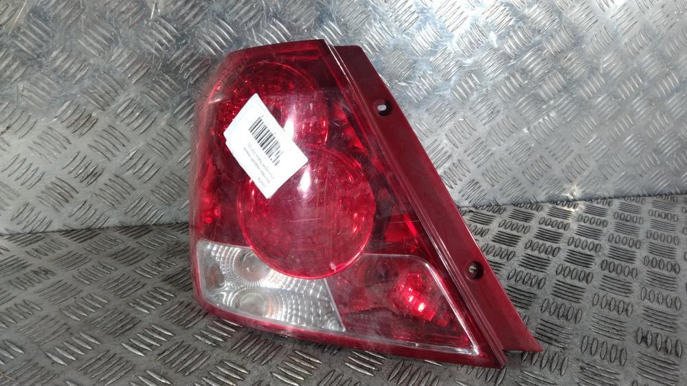 фонарь задний левый Chevrolet Kalos 1 поколение 2004, цвет - фото №1