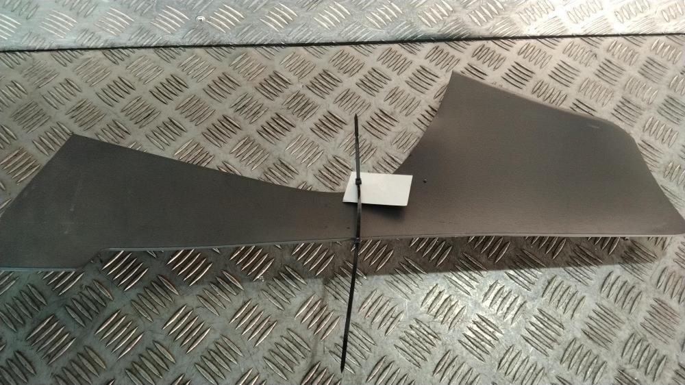 пластик Volvo XC60 1 поколение 2010, цвет, 8630281 - фото №1