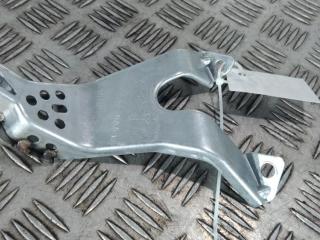 кронштейн (крепление) Tesla Model 3 1 поколение 2019, Электро , цвет, 1082314