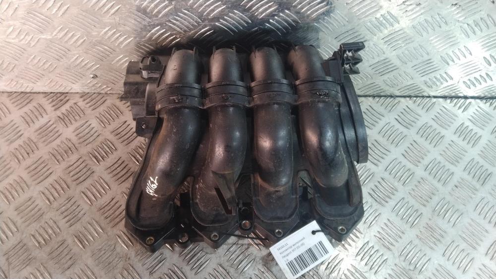 коллектор впускной Peugeot 307 1 поколение 2004, цвет - фото №1