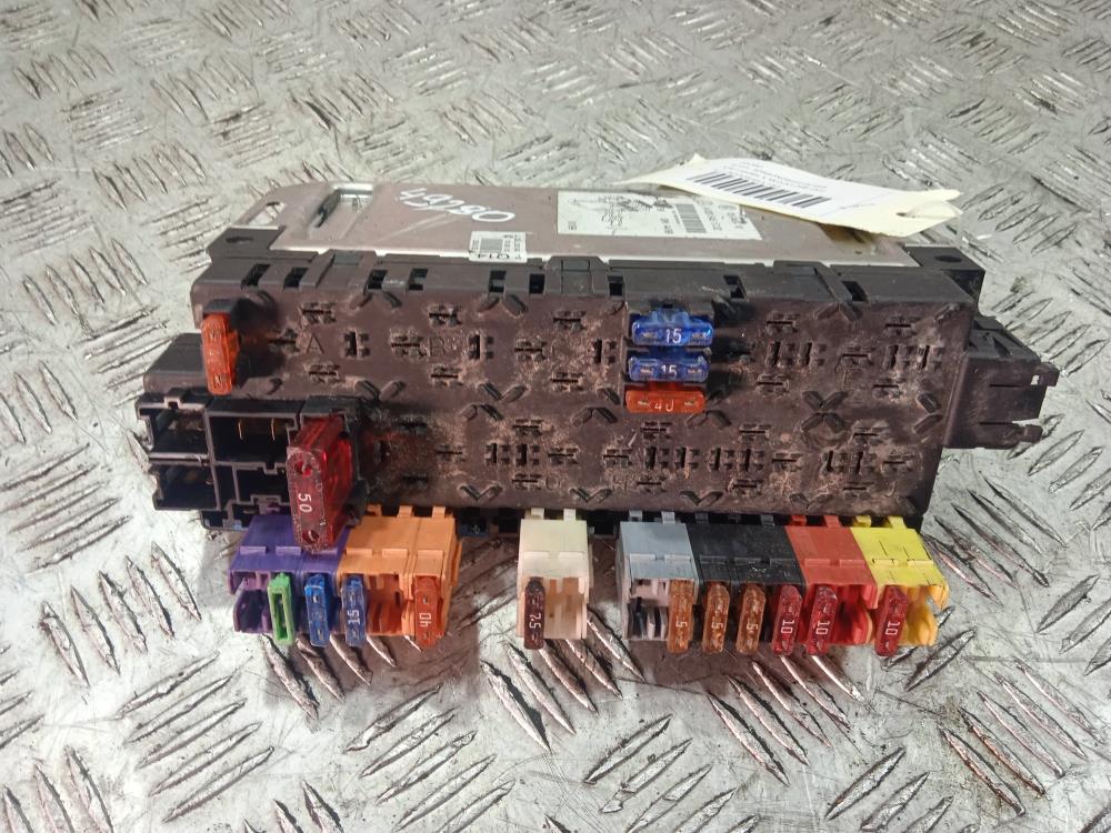 блок предохранителей Mercedes-Benz S-Класс W220 2001, Дизель 3.2, цвет, A0205451732 - фото №1