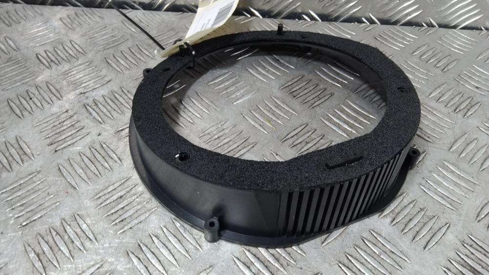 пластик Tesla Model X 1 поколение 2019, Электро , цвет, 1000375 - фото №1