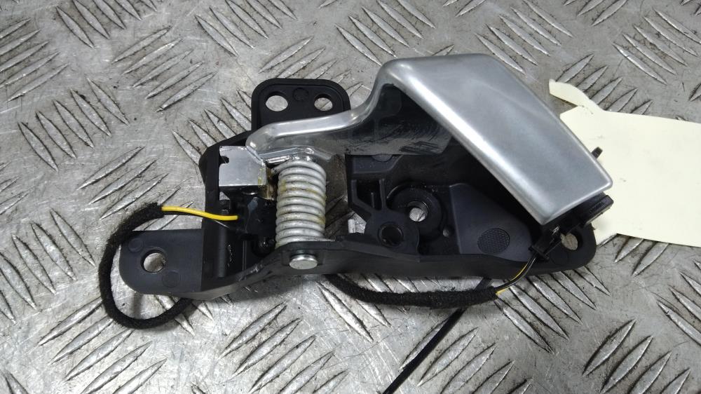 ручка внутренняя передняя правая Tesla Model X 1 поколение 2019, Электро , цвет, 1047632 - фото №1