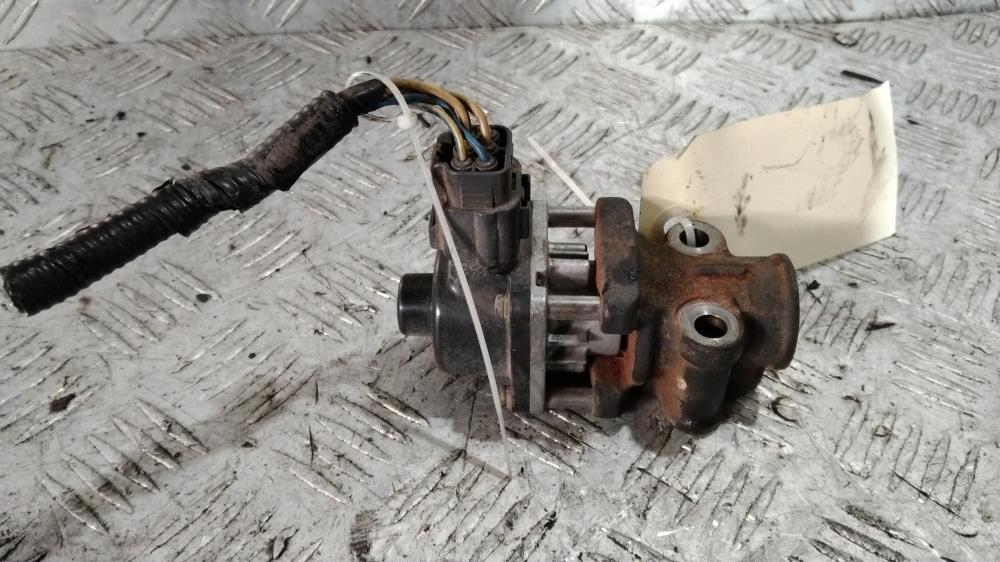 клапан EGR Subaru Legacy 4 поколение 2005, цвет - фото №1