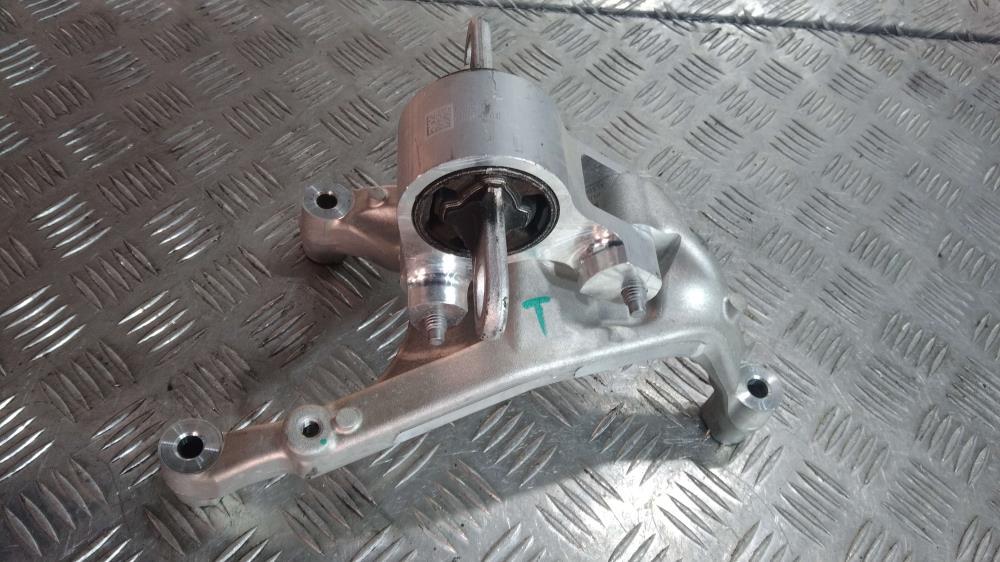 кронштейн двигателя Tesla Model X 1 поколение 2019, Электро , цвет, 1134684 - фото №1