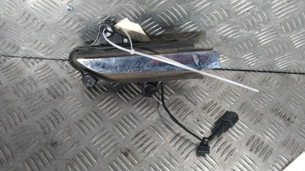 ручка наружная задняя правая Tesla Model X 1 поколение 2019, Электро , цвет, 1045158 - фото №1