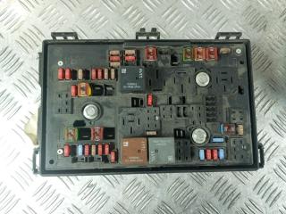 блок предохранителей Chevrolet Volt 1 поколение 2014, цвет, C11000139