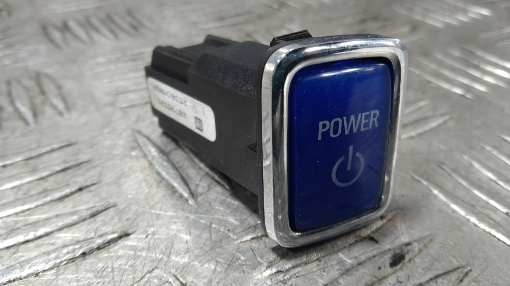 кнопка запуска двигателя Chevrolet Volt 1 поколение 2014, цвет - фото №1