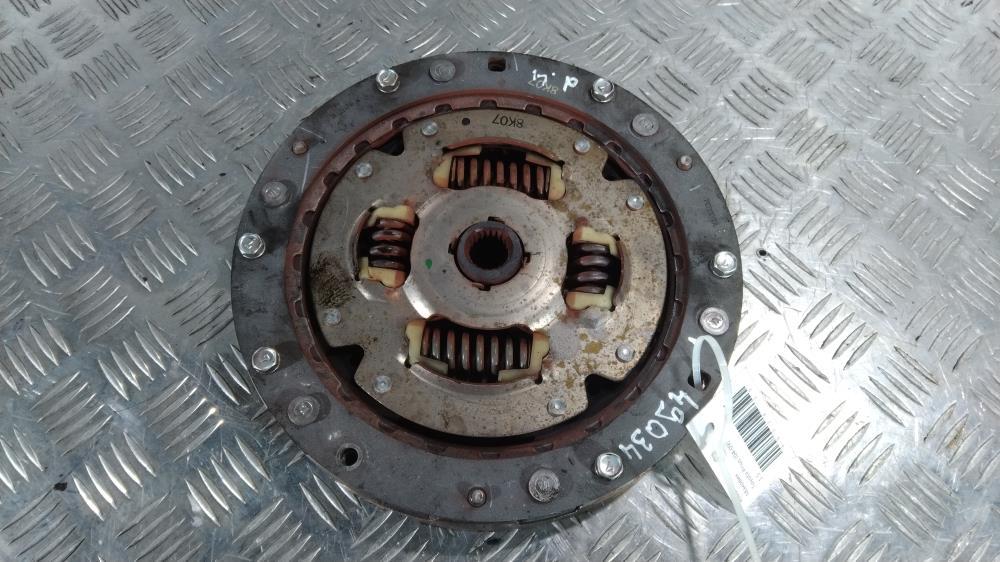 маховик Toyota Prius 2 поколение 2006, Бензин 1.5, цвет - фото №1