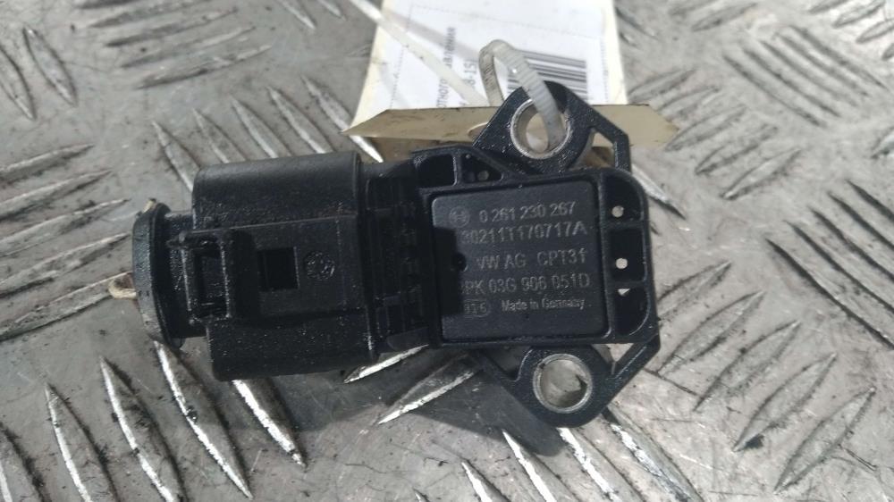 датчик абсолютного давления Volkswagen Golf 7 поколение 2013, Бензин 1.6, цвет, 0261230267 - фото №1