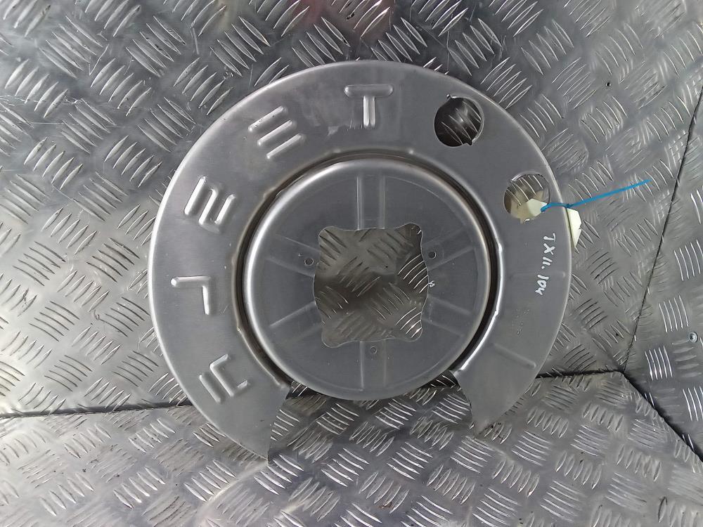 защитный кожух тормозного механизма Tesla Model X 1 поколение 2019, Электро , цвет, 1072161 - фото №1