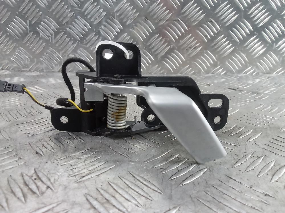 ручка внутренняя передняя правая Tesla Model X 1 поколение 2019, Электро , цвет, 1047632 - фото №1