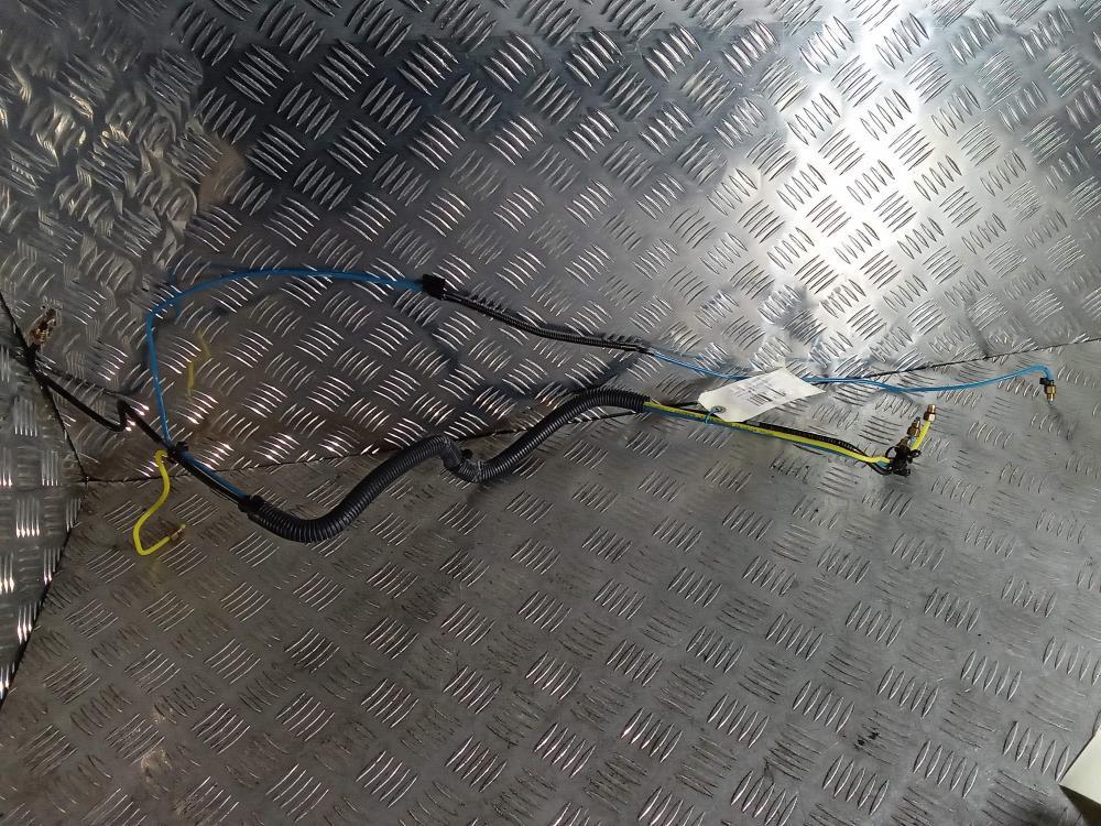 патрубок (трубопровод, шланг) Tesla Model X 1 поколение 2019, Электро , цвет, 1027933 - фото №1